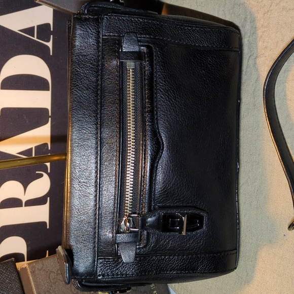 Rebecca Minkoff Black Genuine Leather Crossbody Bag W/ Silver Tone Hardware $55 - Picture 5 of 7